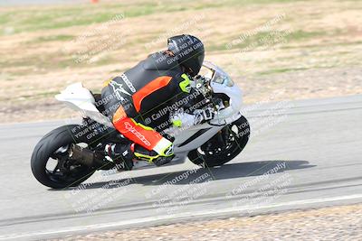 media/Mar-04-2023-TrackXperience (Sat) [[f3a86947c9]]/Group 2/session 2 turn 11/